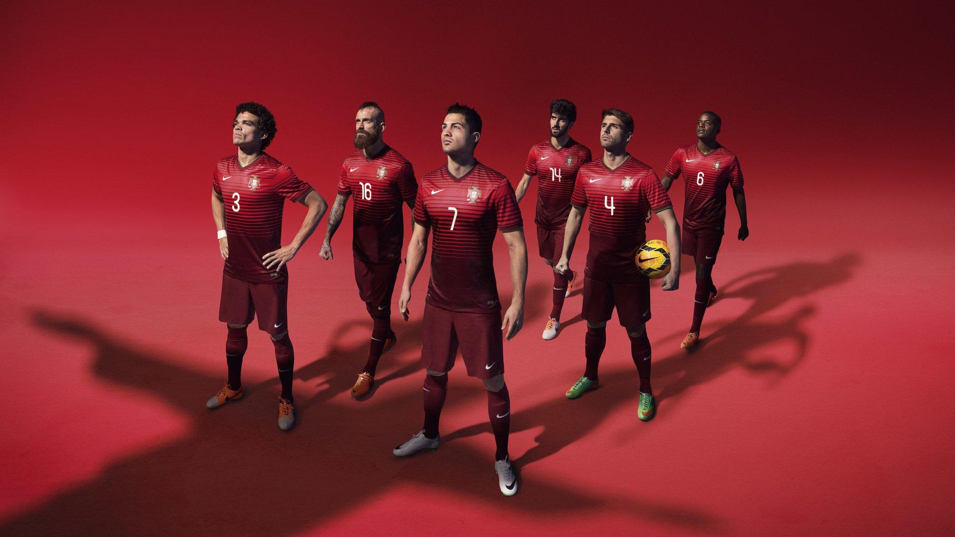 B体育官方网站|中国短道速滑队世锦赛夺金 展现团队实力与拼搏精神